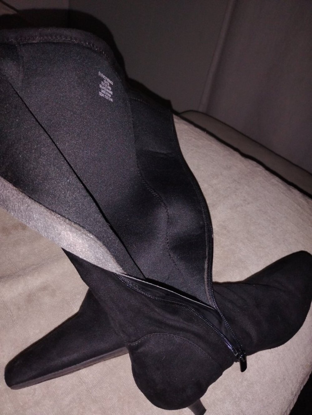 Boots - Picture 5 of 13